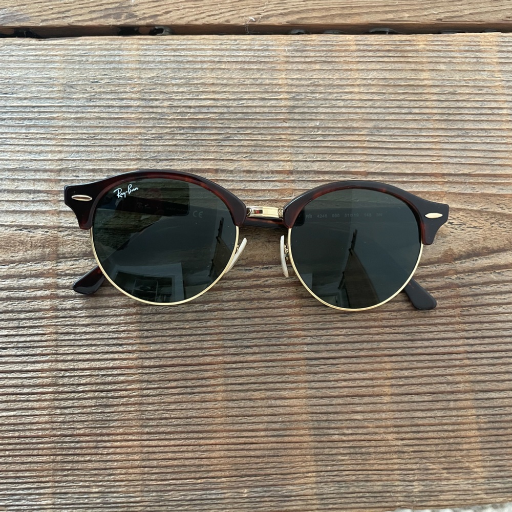 Ray-Ban Club Round Classic